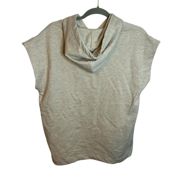 B. Young Oatmeal Sleeveless Hoodie - Picture 2 of 5
